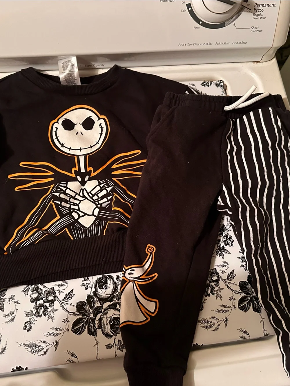 Kids Black Graphic Jogger Pants - Skull & Wings Print